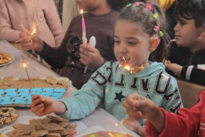 photo_5969624385754696796_y