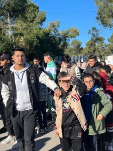 photo_5969624385754696813_y