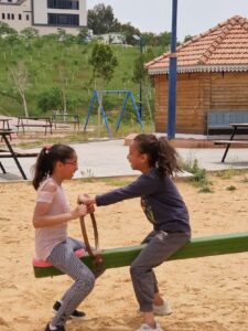 photo_5971903089243524039_x